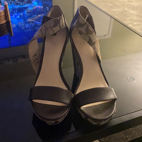 Coach wedges - Picture 2 of 3